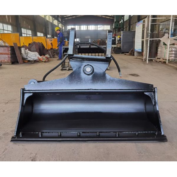 High-Strength Steel Mini Digger Tilt Bucket For Excavator Precise Grading