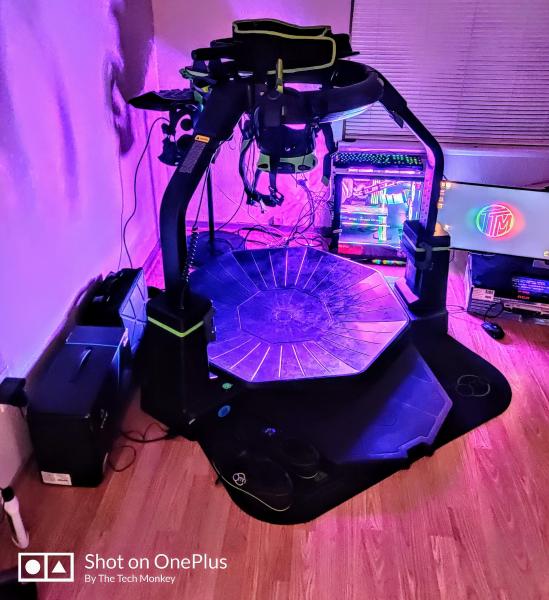 Quality 42" LCD Virtual Reality Treadmill 360 Degree Immersive 9D for sale