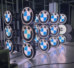 China Outdoor Double Sides Round Shape Screen LED Display Wifi Control Logo Circle Display Store Ad Screen on sale