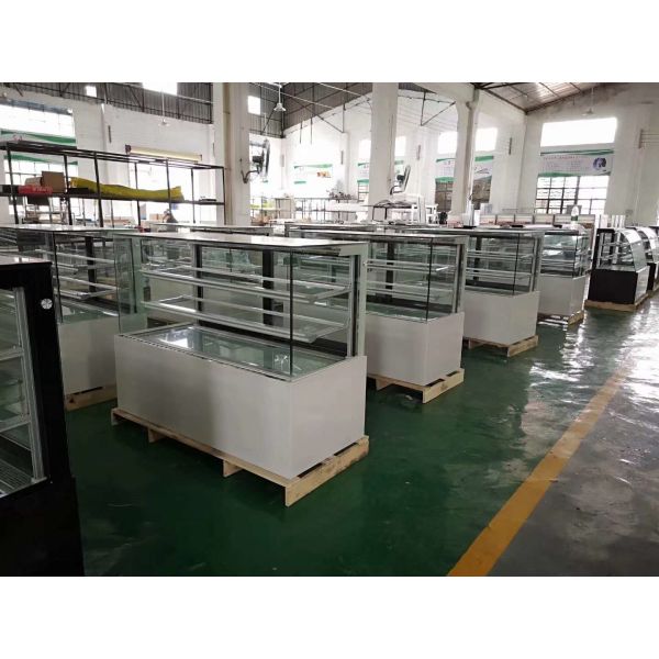 Curved Glass Refrigerated Bakery Display Showcase With 2 / 3 Layers