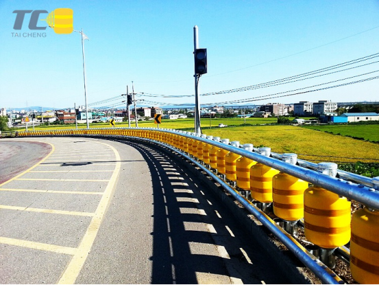 EVA Highway Guardrail Anti Crash Guardrail Traffic Safety Rolling Barrier Systems