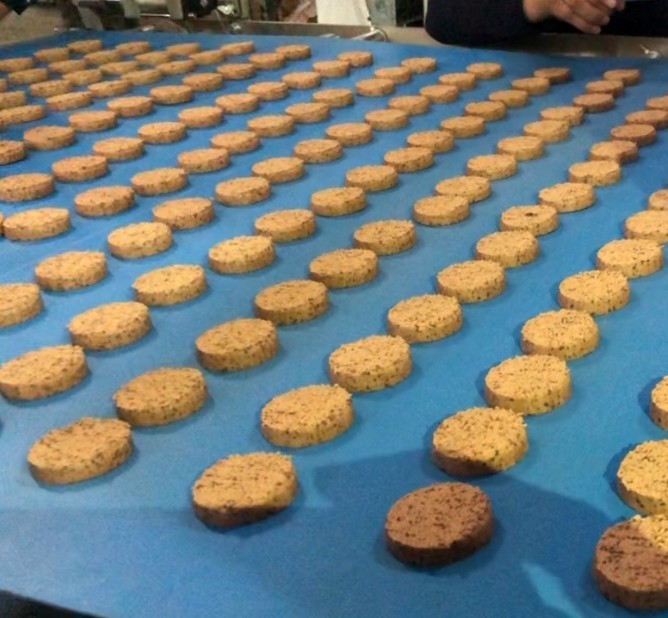 Commercial Vertical Bread Dough Mixer Customized Cookie Dough Mixer