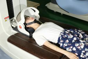 Buy cheap High Security Decompression Traction System Spinal Decompression Machine product