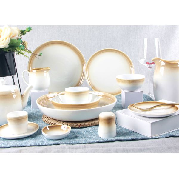 Glossy Color Ceramic Serveware Set , Salt And Pepper Set For Cooking