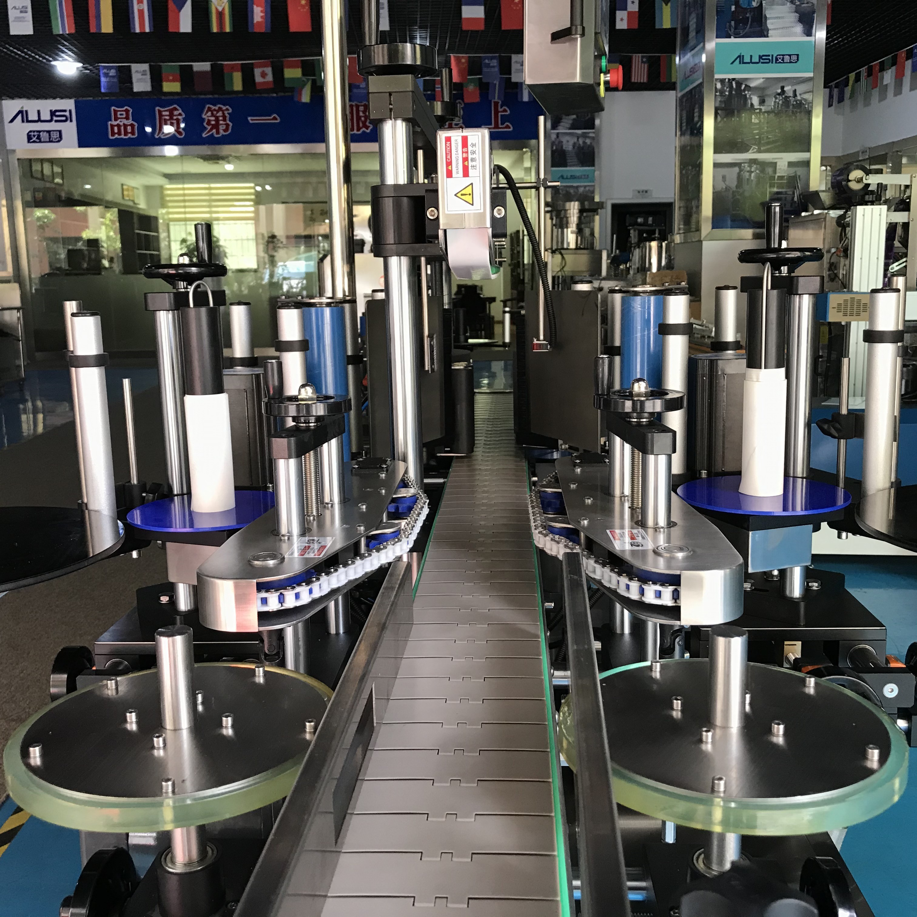 Automatic 100ml Hand Sanitizer Gel Bottle Filling Capping Labeling Machine