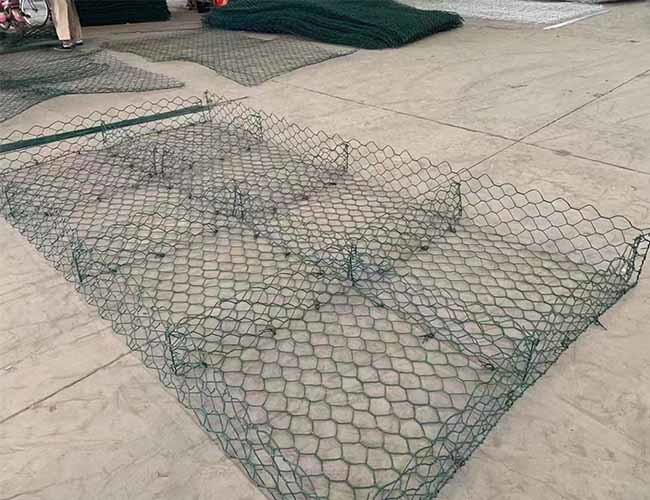 100mm X 120mm Mesh Size Gabion Mesh And Durable With 1.5 Kg/Sqaure Meter Wire Diameter Of 3.0mm