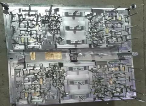 Quality Eco Friendly Metal Casting Molds Withstand Highest Operating Temperatures for sale