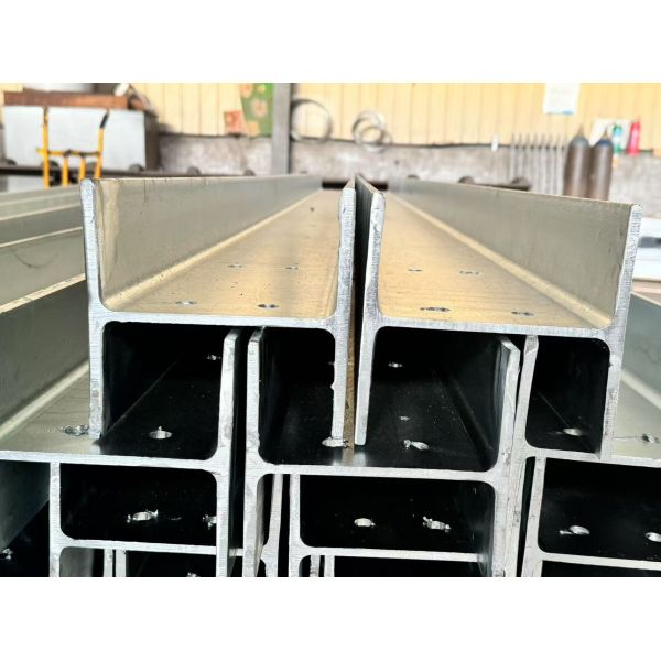 Hot Dip Galvanized H Section Steel Anti Rust High Performance Structural H Beam