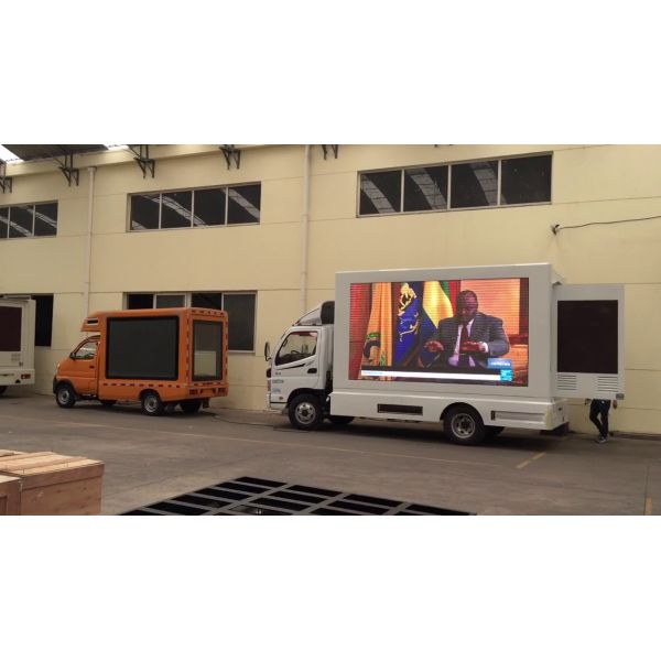 P10mm Movable Truck Mobile Led Display / Outdoor Mobile Led Screen Hire Customized Size