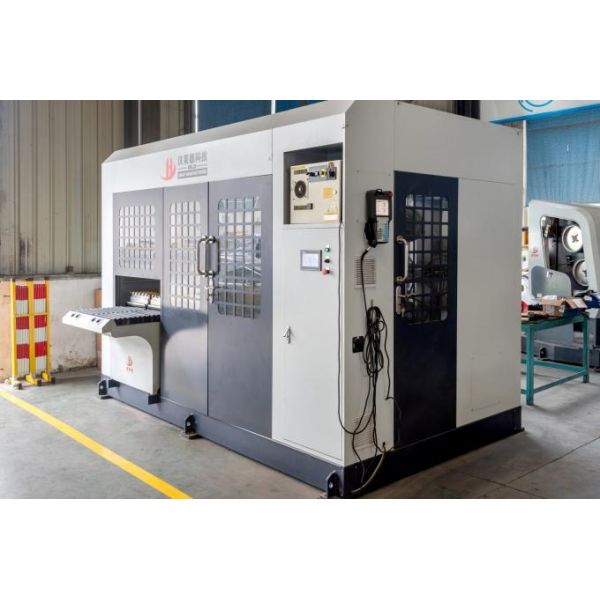 Basin Faucet Polishing Machine with FUNAC robotic arm 6