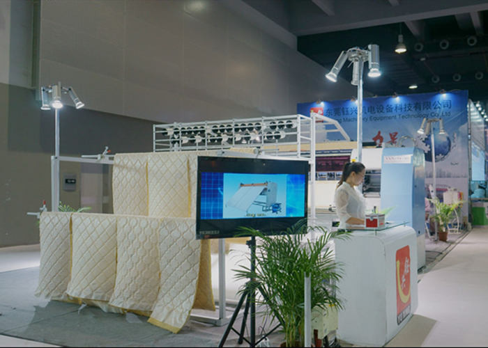 Computer Foam Mattress Making Machine With Servo Motors/ Drives