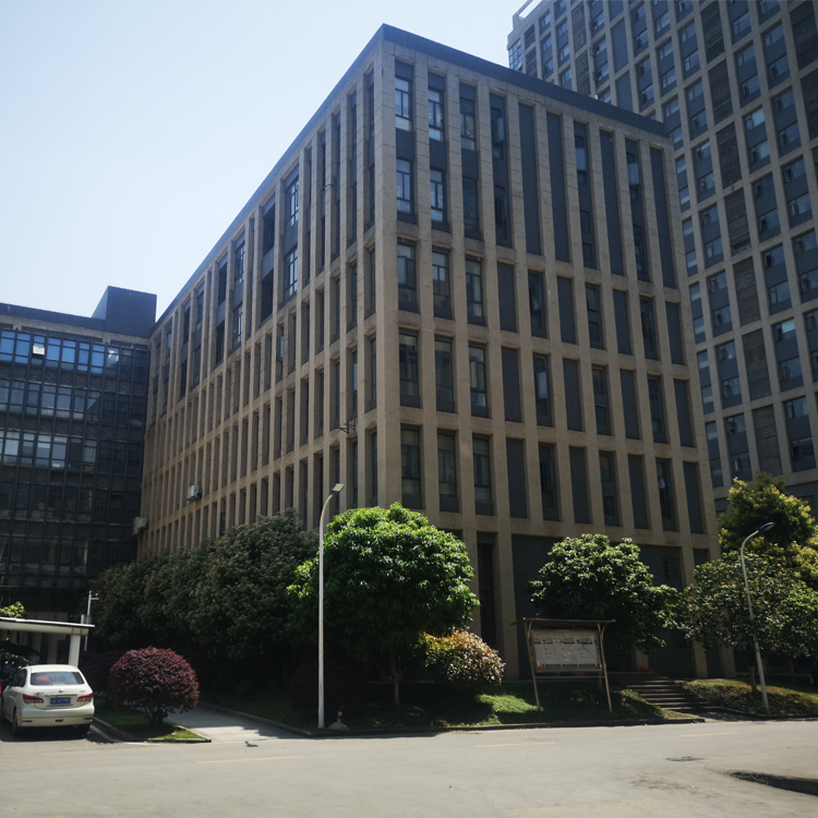 GCE 60S 192V 100A Integrated BMS for Solar UPS Energy Storage