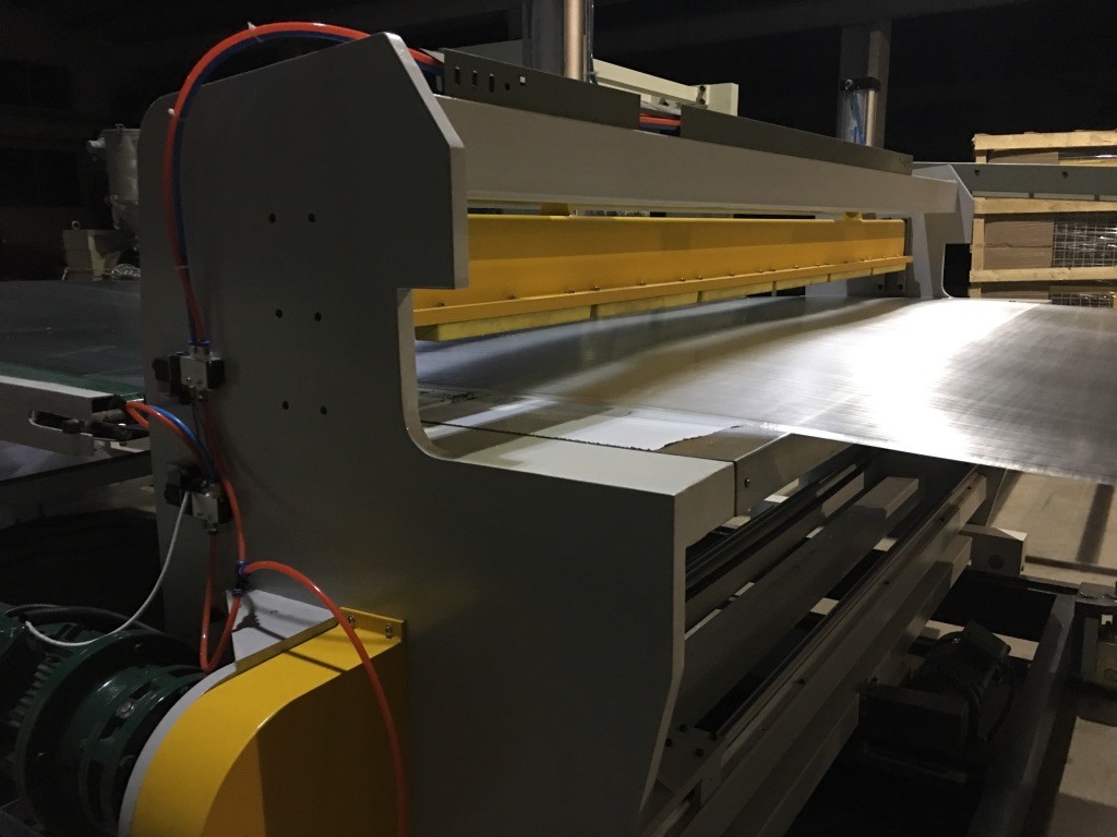 Width 2000mm PP / PE Hollow Grid Sheet Extrusion Machine For Sunshades Of Stadium