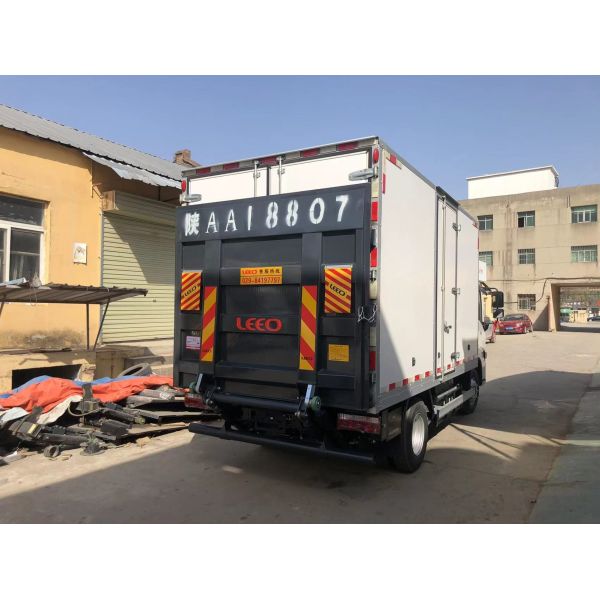 Electric System Truck Tailgate Lift With Loading Capacity 1500KG