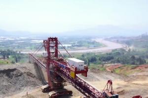 Buy cheap Heavy Duty Crawler Transfer Conveyor Material Open Cast Mines product