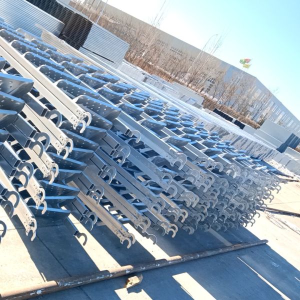 150kg Load Capacity Scaffolding Mounting Ladders Step Width 50cm