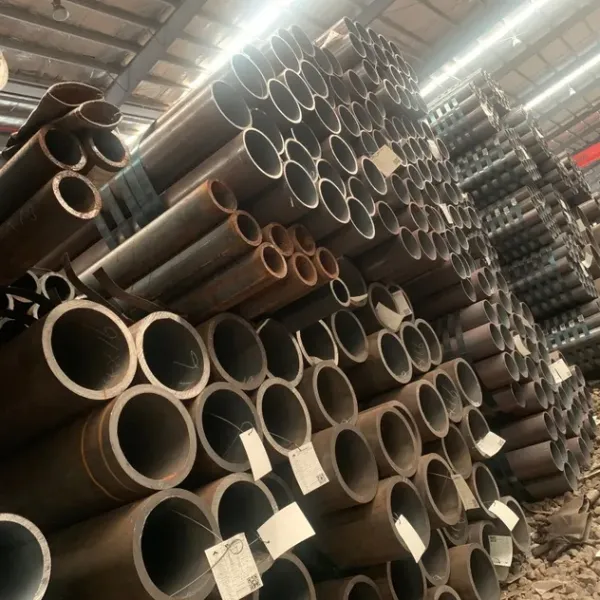 High Strength Seamless Tubes Excellent Pressure Resistance Stable Mechanical Properties Industrial Application Machinery Engineering Systems Carbon