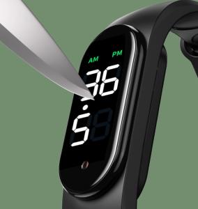 China Blood Pressure Fitness 24 Hour Smartwatch Smart Bracelet on sale