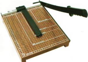 Buy cheap Simple Guillotine Paper Cutter Wooden Base With Carbon Steel 45 Sharp Blade product