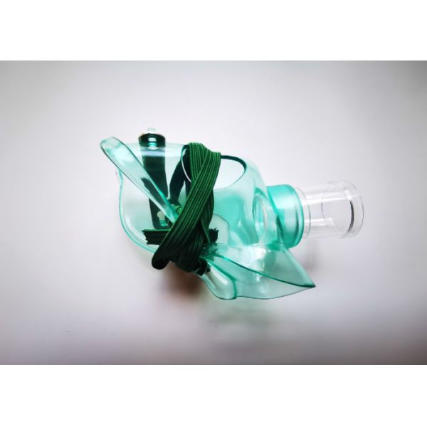 0.4ml Transparent Kinked Ventilator Nebulizer Kit Green Adult Nebulizer Mask