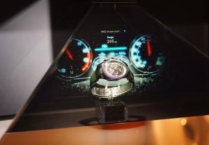 High Definition 3D Pyramid Holographic Display 65, Showcase Products in Hologram