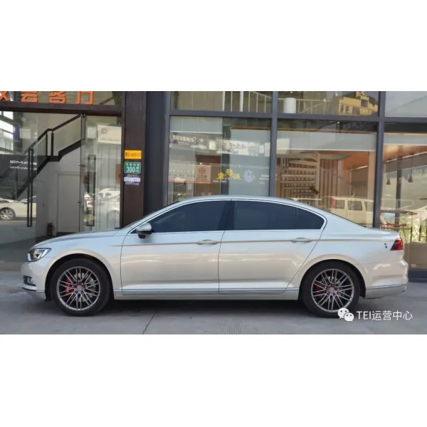 Front Big Brake Kit 4 Piston Caliper With 330x28mm Rotor BBK Auto Brake System For Volkswagen Magotan 17 Inch Car Rim