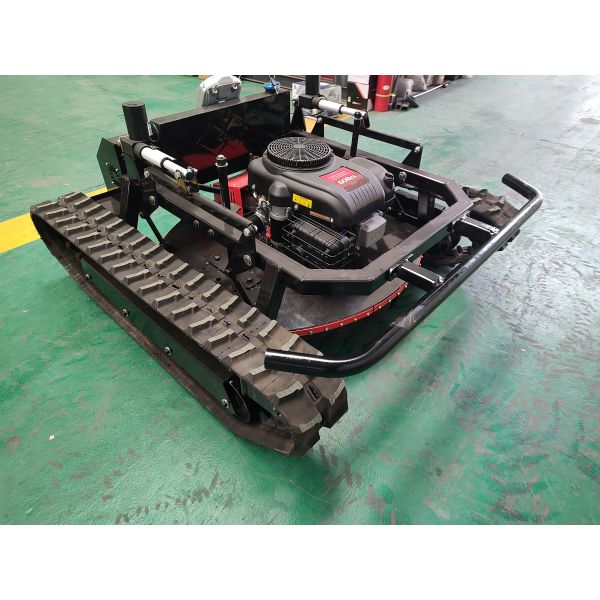 Remote Control Robotic Lawn Mower Four Wheel Working Fast Weeding