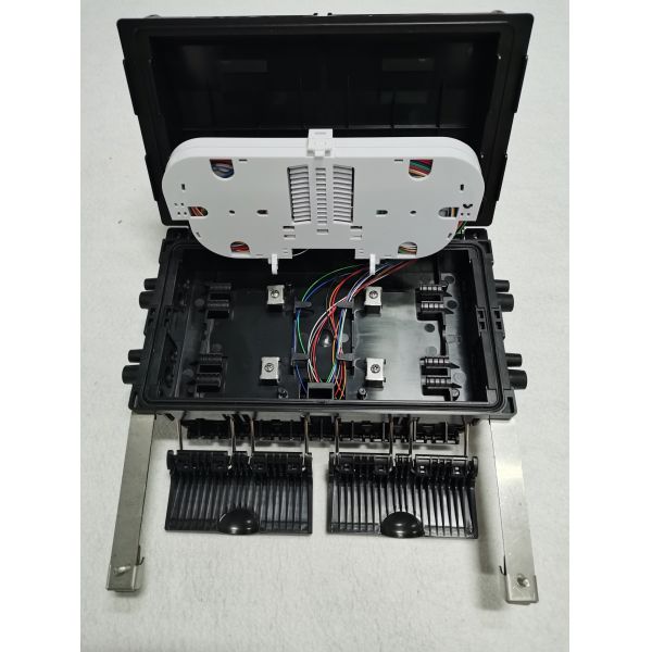Outdoor Aerial Hanged ABS Plastic Fiber Distribution Box 2 Sides For Loading PLC Splitter