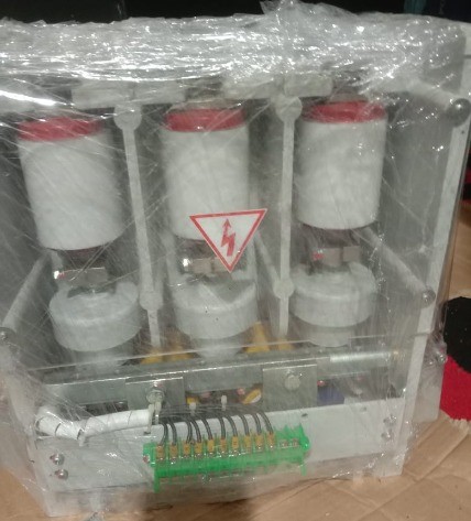 Buy cheap JCZ3-3.6/D400-4 voltage contactor switch contactors mechanical hold vacuum contactor product