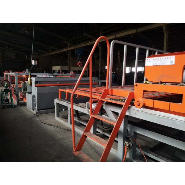 Mitsubishi GWC 2500A 150mm Axis Wire Mesh Welding Machines