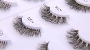 3D Wispy Natural False Eyelashes 0.10mm Thickness Colorful Silk