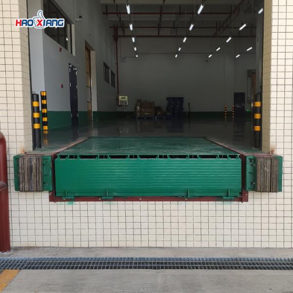 Quality High-Strength Dock Leveler - Customizable Height - No Pit Required for Manufacturing and Distribution for sale