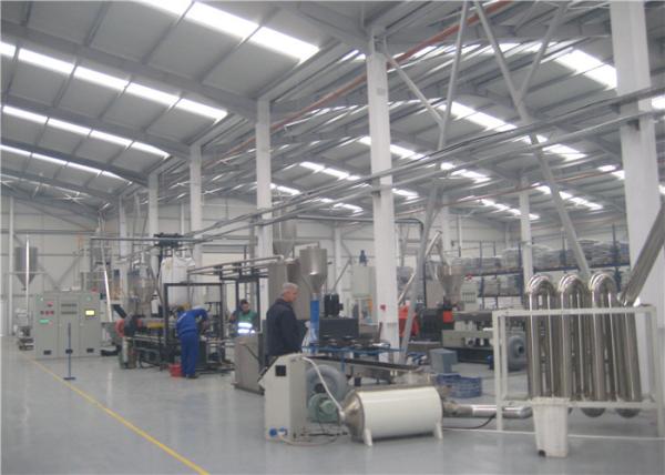 Quality 150kg/H Plastic Pelletizing Machine Semi Automatic Operated Top Feeding for sale