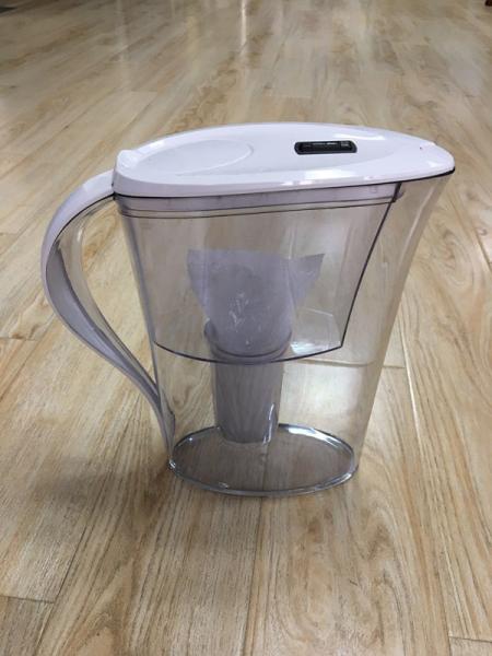 Quality ABS / AS White Countertop Alkaline Water Purifier Pitcher High PH Natural Filtration System for sale