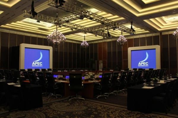Quality Energy Saving P8 Indoor Led Screens With 549 Billion Colors , AV VGA for sale