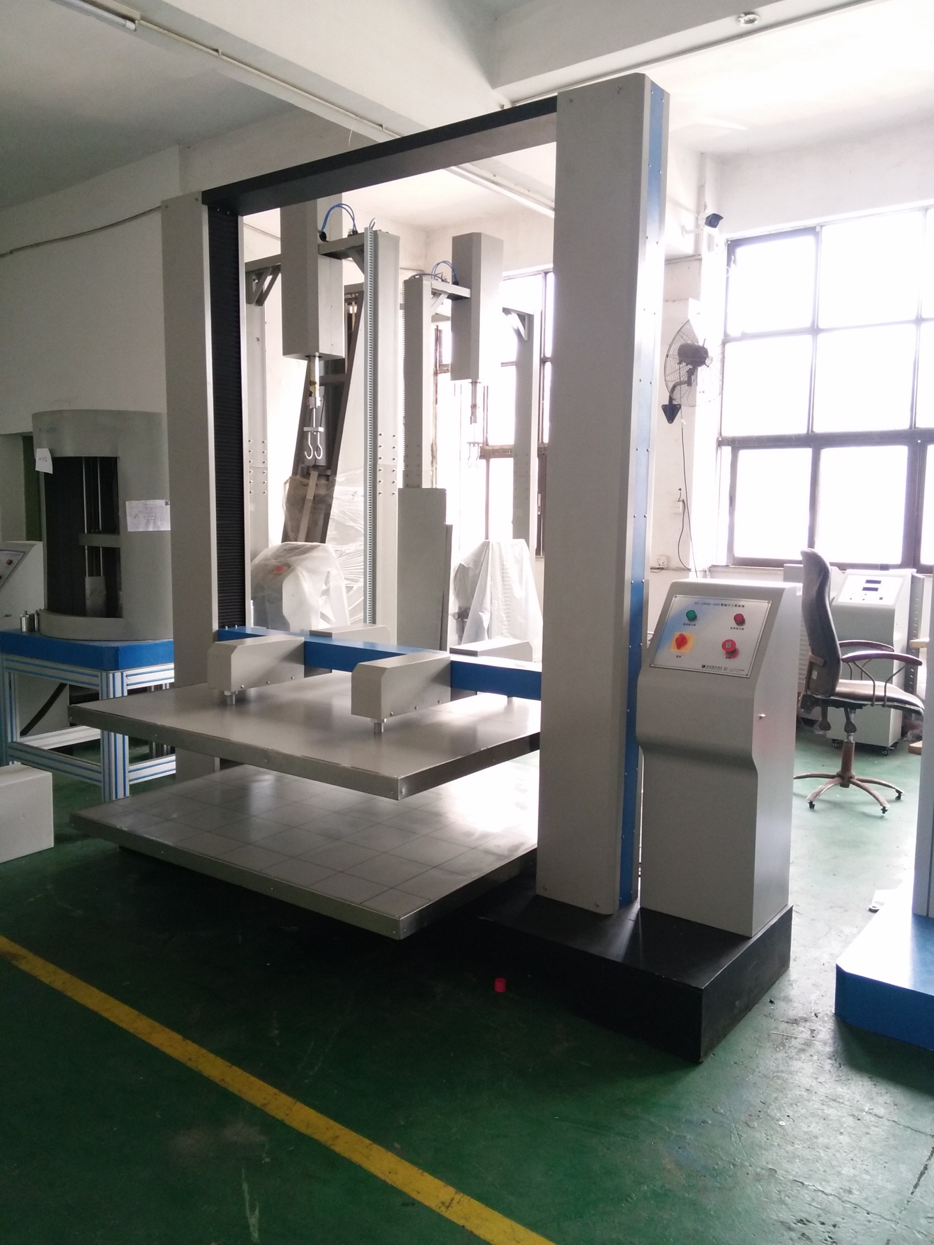 Computer Servo Electronic Carton Compression Tester