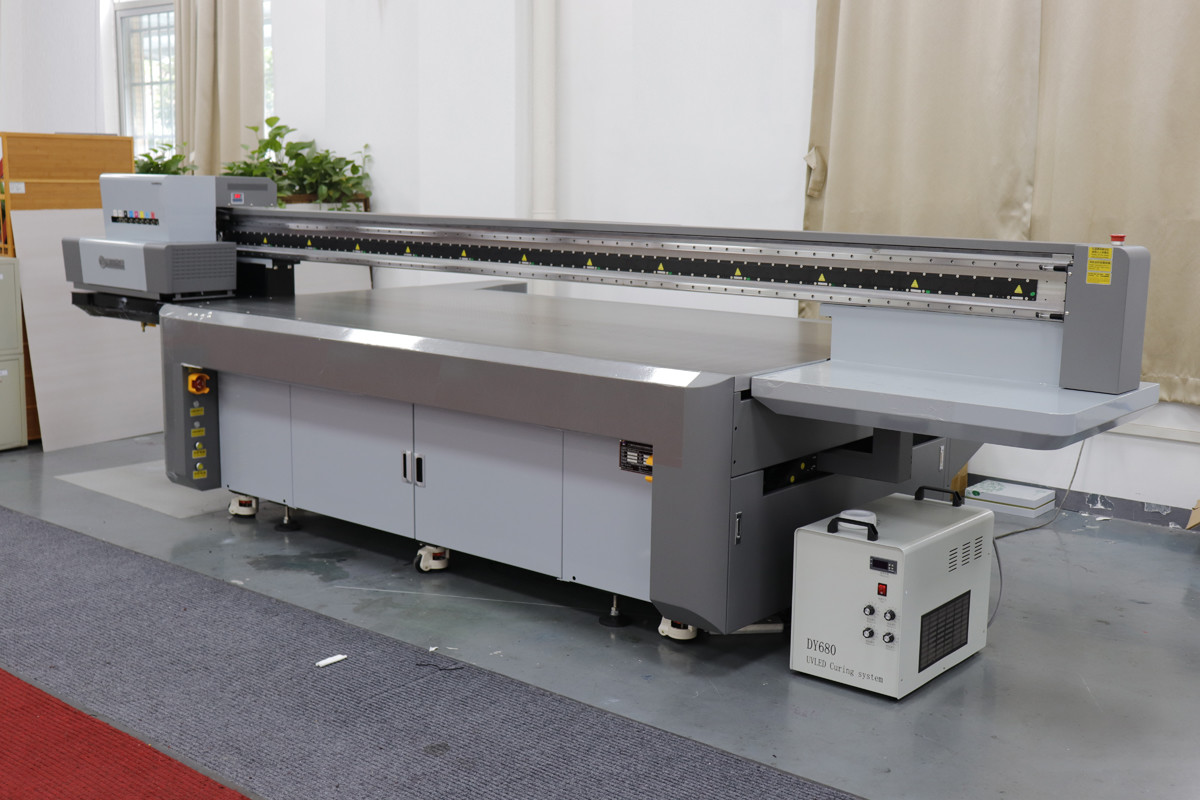 High Resolution Large Format Printer With Ricoh G5/G6 Nozzle And 2 Print Heads Maximum Print Resolution 1440 X 2880 Dpi
