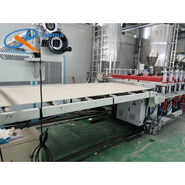 ISO 2440mm 0.8g/Cm3 WPC PVC Board Making Machine