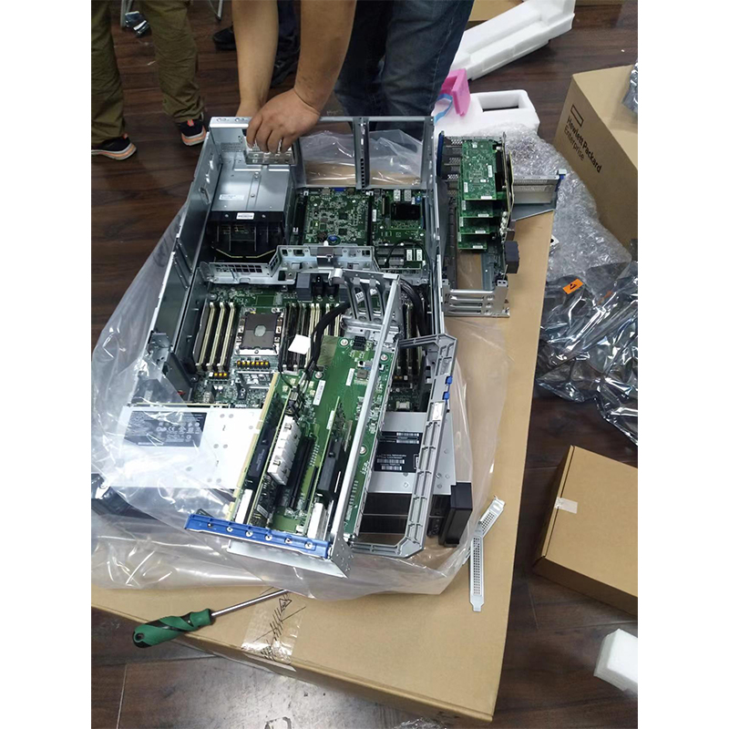 4U HPE DL580 G10 Server with Intel Xeon Platinum Processor and 1.5TB Installed Memory