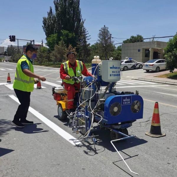 Quality 98:2 two components spraying pavement line marking machine for sale