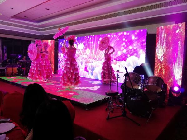 Quality Portable 2000cd P3.91 P4.81 90W Dance Floor LED Screen for sale