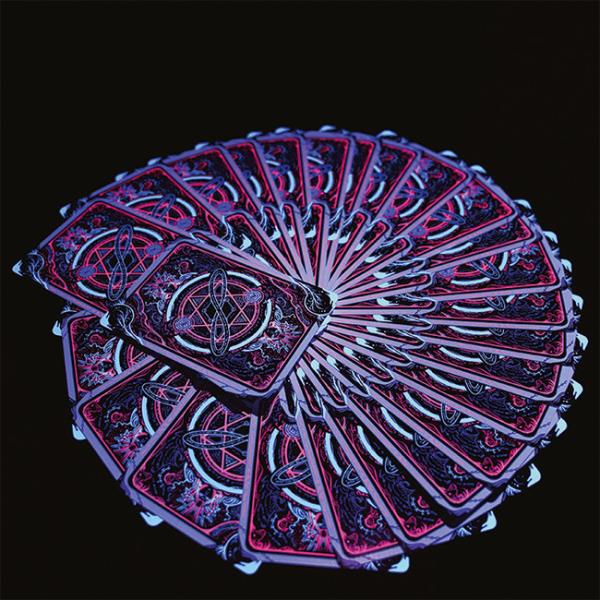 Quality Glow In Dark CMYK Print Playing Cards Custom Magic Cards Printed for Casino Gambling for sale