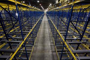 China Multi Level Push Back Pallet Rack System With Steel Movable Trolley on sale