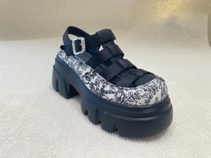 China Embroidered Women'S Platform Elevating Shoes on sale
